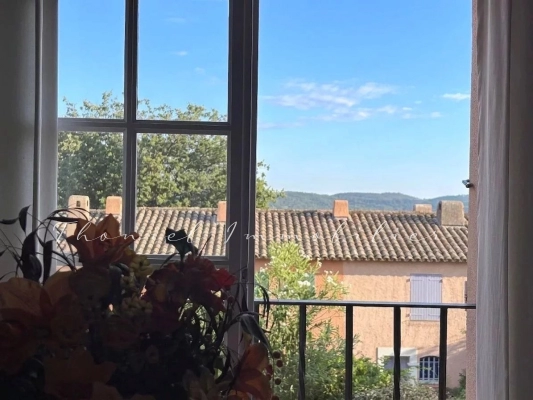 à vendre appartement Grimaud - À vendre à Grimaud studio dans résidence avec piscine