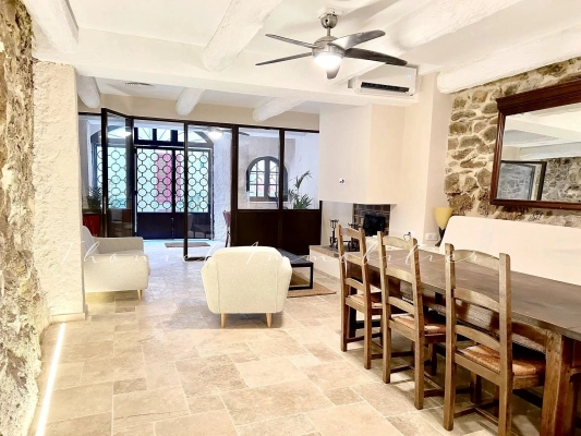 Agence immobilière Grimaud | Thoniel Immobilier vente Maison de village Grimaud