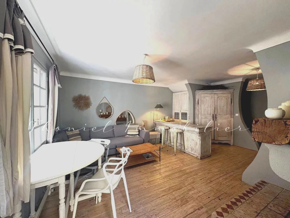 Agence immobilière Grimaud | Thoniel Immobilier | vente Maison village Grimaud