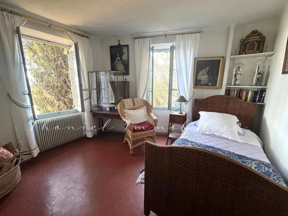Agence immobilière Grimaud | Thoniel Immobilier | vente Maison village Grimaud