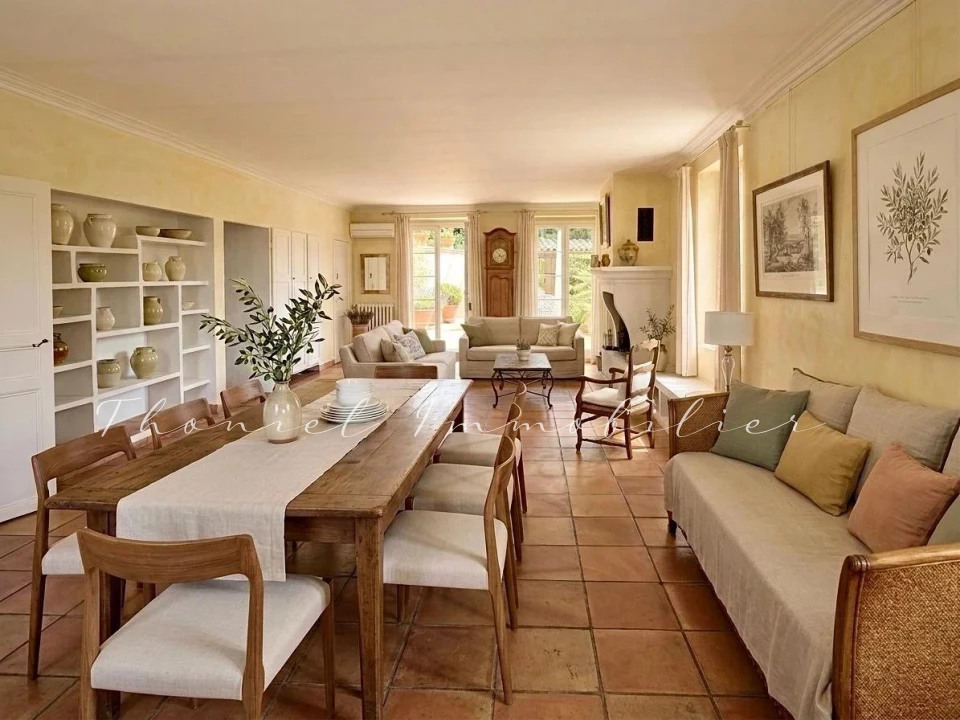 Agence immobilière Grimaud | Thoniel Immobilier | vente Maison village Grimaud
