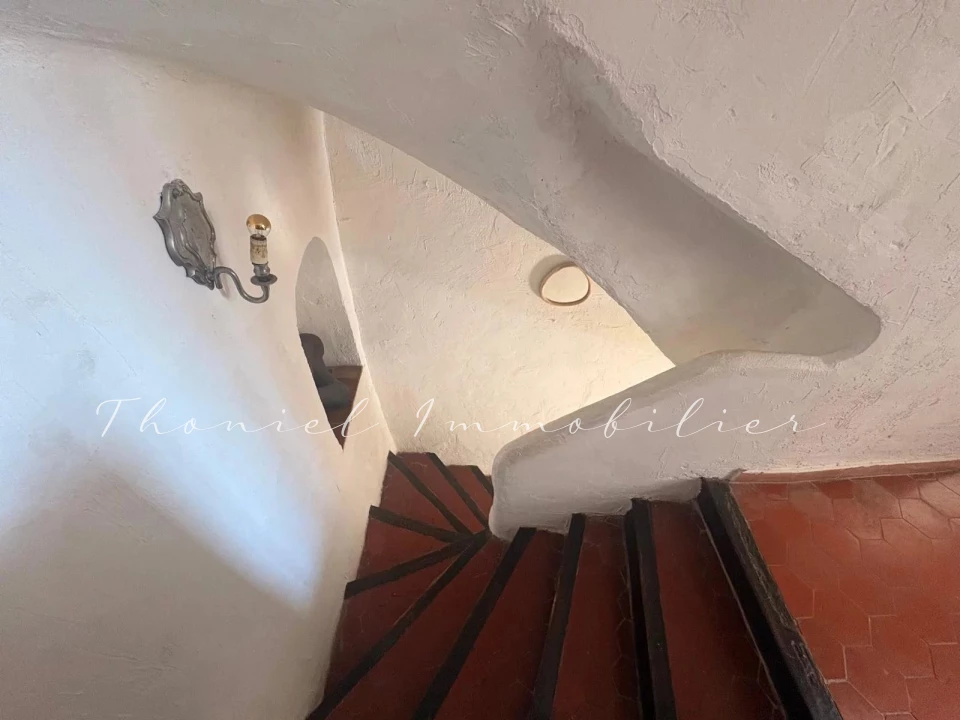 Agence immobilière Grimaud | Thoniel Immobilier | vente Maison village Grimaud
