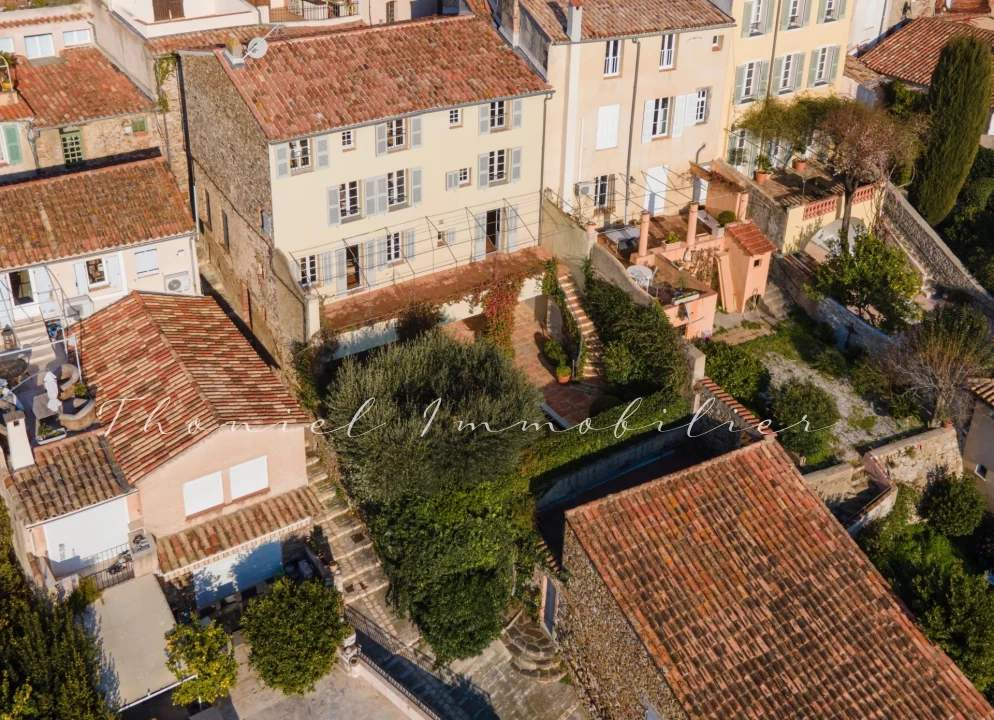 Agence immobilière Grimaud | Thoniel Immobilier | vente Maison village Grimaud