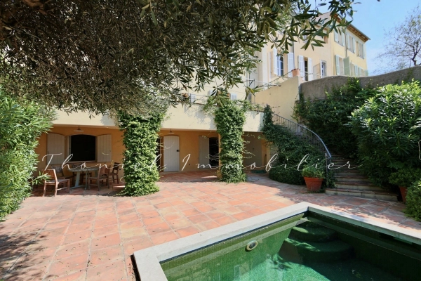 Agence immobilière Grimaud | Thoniel Immobilier vente Maison de village Grimaud