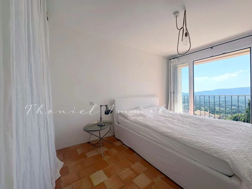 Agence immobilière Grimaud | Thoniel Immobilier | vente Maison village Grimaud