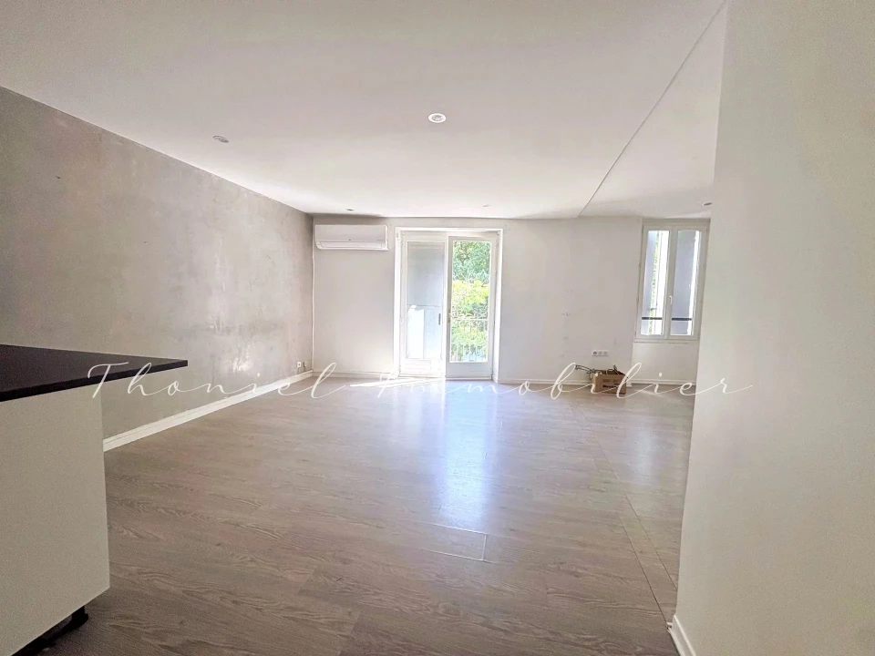 Agence immobilière Grimaud | Thoniel Immobilier | vente Maison village La Garde-Freinet