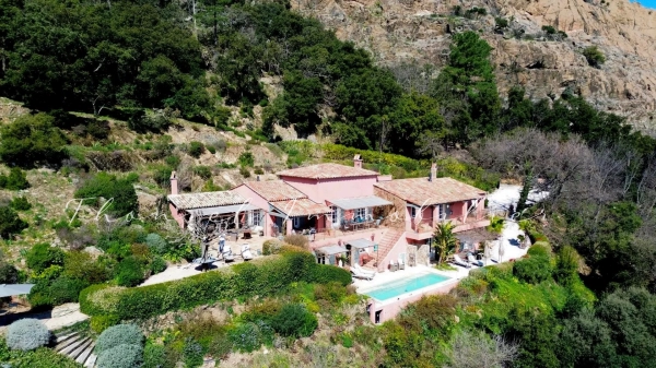 Agence immobilière Grimaud | Thoniel Immobilier vente villa La Garde-Freinet