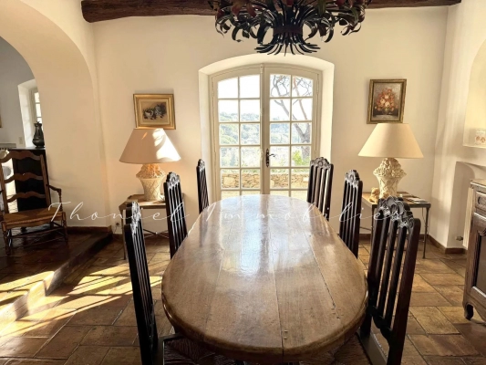 à vendre maison, villa Grimaud - Propriété de 310 m2 à vendre proche du village de Grimaud