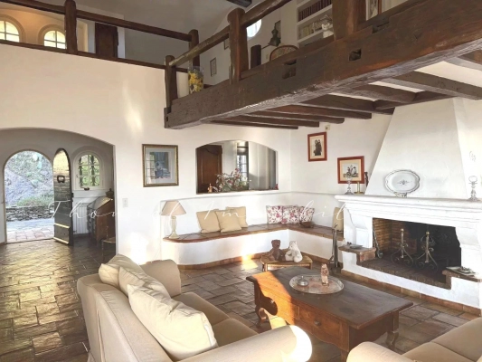 à vendre maison, villa Grimaud - Propriété de 310 m2 à vendre proche du village de Grimaud