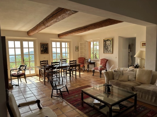 à vendre maison, villa La Garde-Freinet - Exclusivité : Charmante maison de campagne avec vue mer panoramique