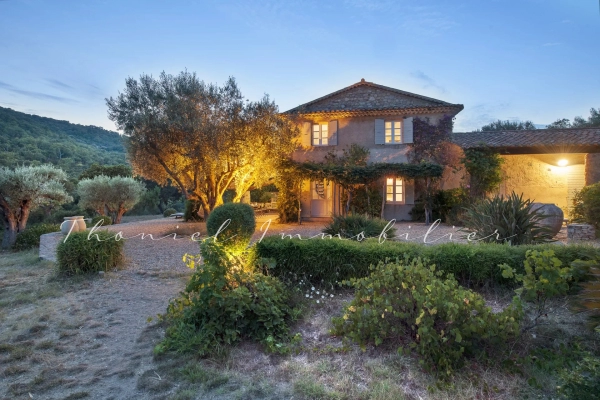 à vendre maison, villa Grimaud - Bastide de charme à vendre dans la campagne de Grimaud