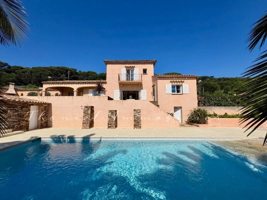 Vente maison, villa Grimaud - Villa Provençale de Charme – Vue Dégagée sur le Village de Grimaud