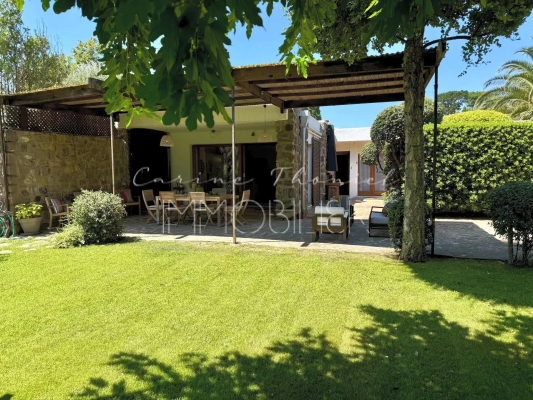 Agence immobilière Grimaud | Thoniel Immobilier maisons-villas - Thoniel Immobilier Grimaud